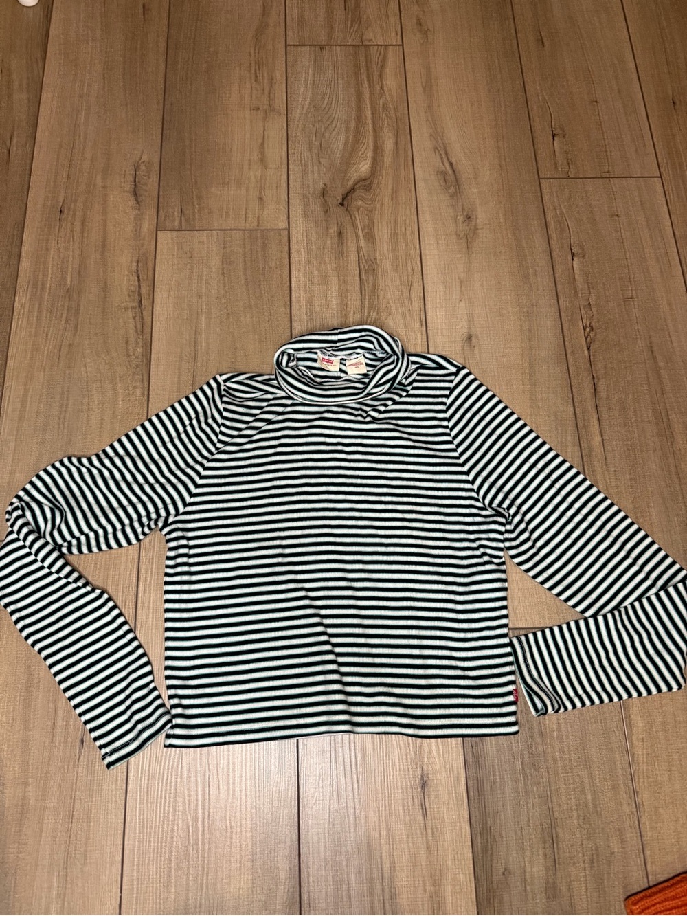 Levi’s Women’s L Striped Ribbed Turtleneck Long Sleeve 90s Y2K Fitted Top